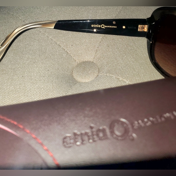 🆕️🕶 Etnia Barcelona Merida Sunglasses with Case 🕶 - Picture 9 of 16